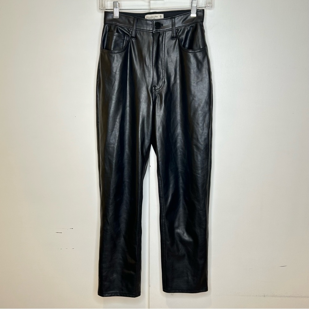 Abercrombie & Fitch The 90s Straight Ultra High Rise Vegan Leather Pants